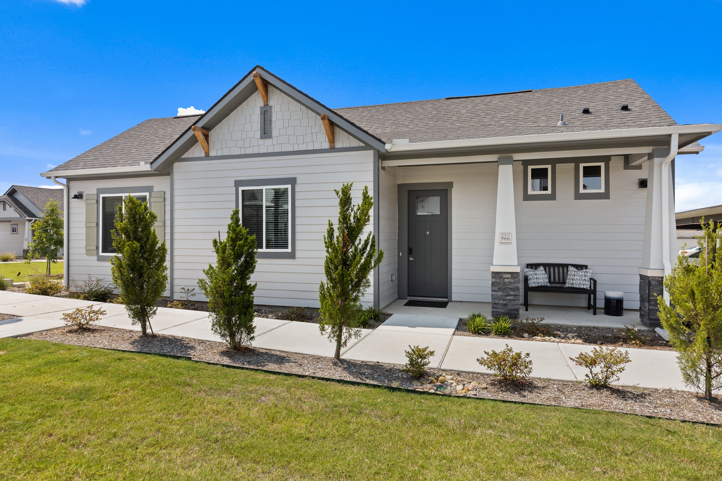 Avilla Traditions Apartments, 3500 South Great Southwest Parkway, Grand